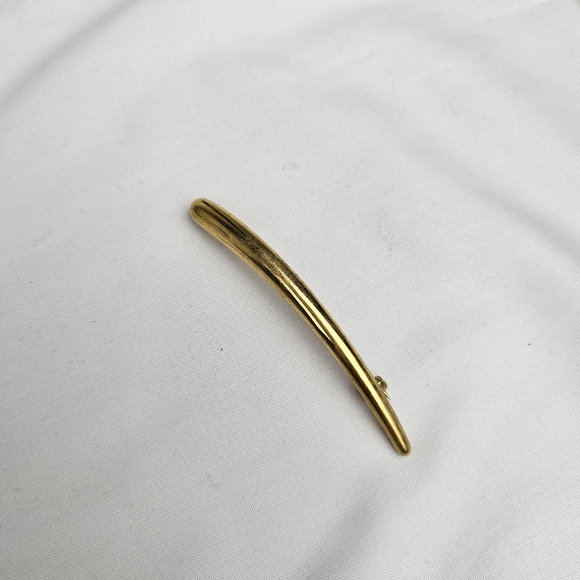 Vintage Trifari Gold Tone Long Figural Brooch Signed - Picture 5 of 8